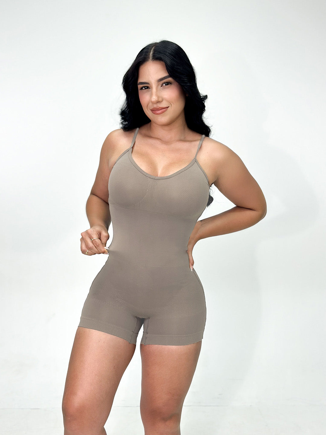 ✨ Faja Invisible Pierna Corta,  Moldea tu Figura y Realza tus curvas